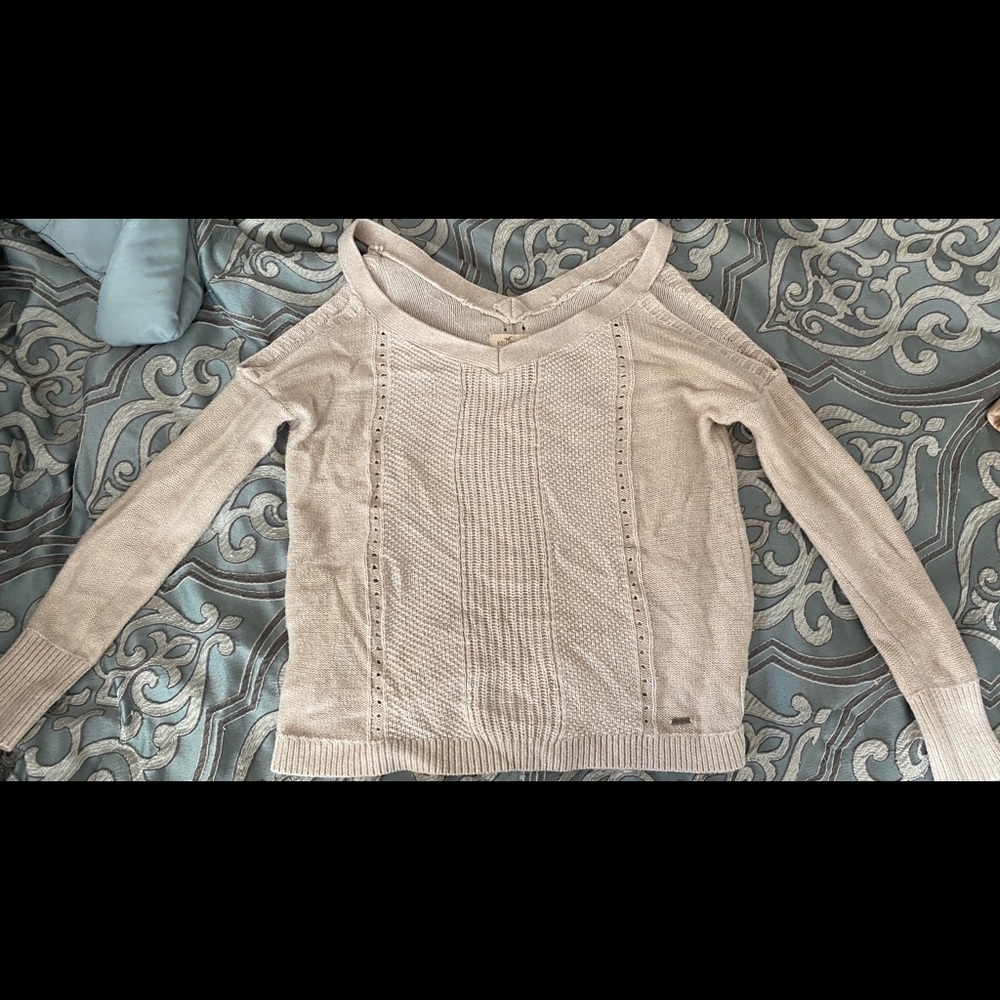 Tan hollister sweater with shoulder cut outs